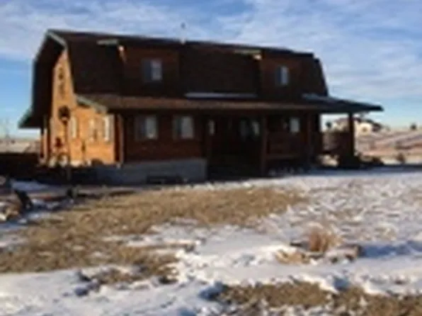 8301 Stone Crest Dr, Gillette, WY 82718