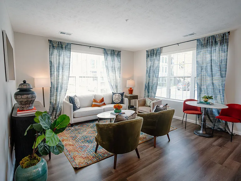 Dalton Residences — Photo 9