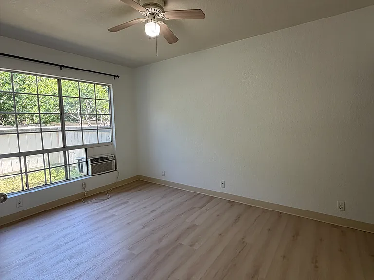 441 Mananai Pl #40-F — Photo 10