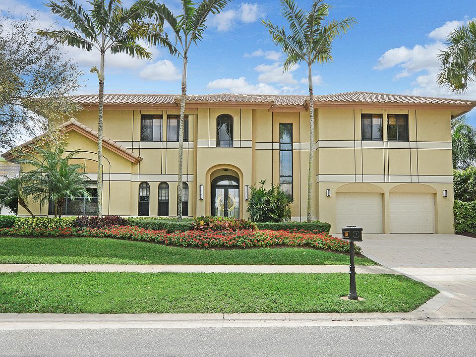 Home For Sale In Boca Grove