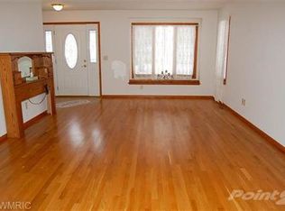 61316 Mary Lou Ln, Cassopolis, MI 49031