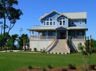 101 Waters Edge, Hampstead, NC 28443