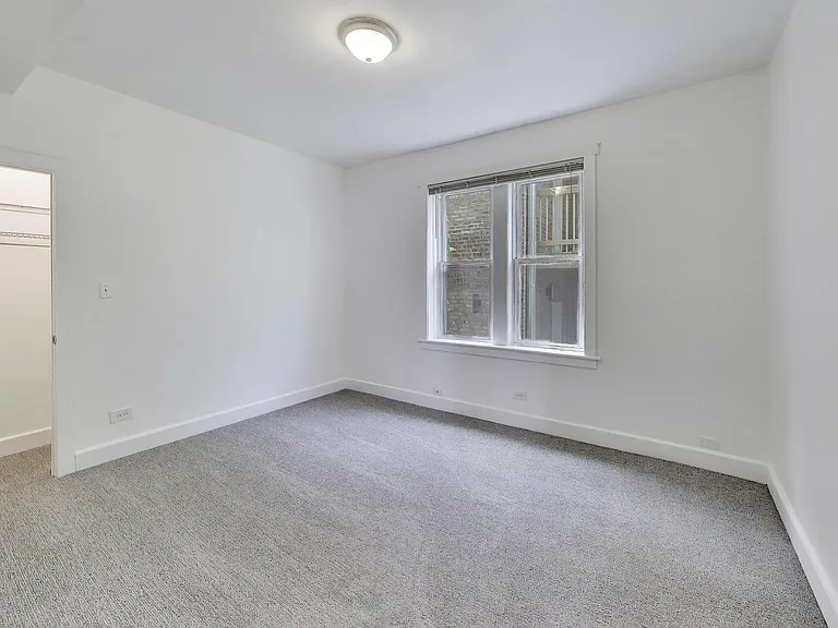 3336 W Evergreen Ave — Photo 9