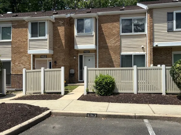 1151 Golden Pond Ct, Voorhees, NJ 08043