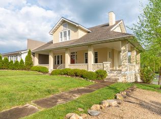 809 Colonial Rd, Abingdon, VA 24210