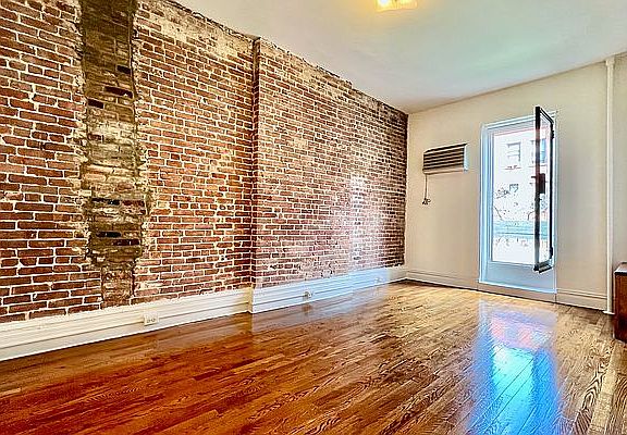 2nd image of 57 W 68th St APT 8