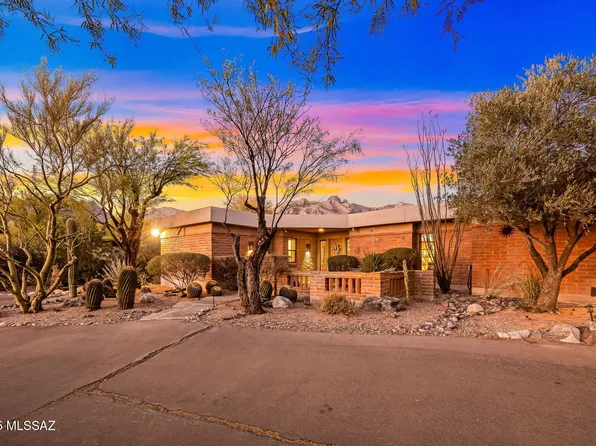6828 N Solaz Cuarto, Tucson, AZ 85718