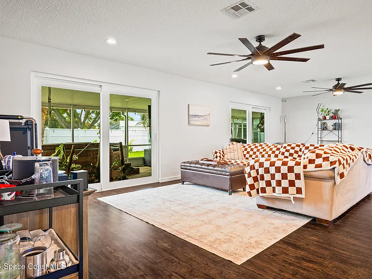 2502 Plantation Dr — Photo 8