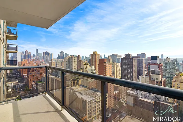 Rented by Mirador Real Estate | media 16