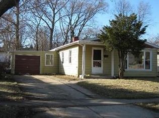 146 N Idlewild Ave, Mundelein, IL 60060