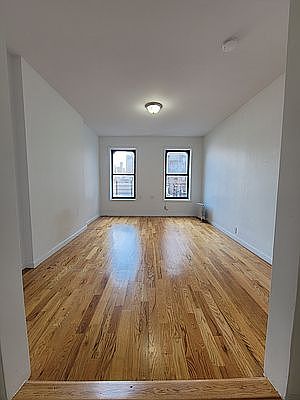 3rd image of 225 W 105th St APT 5FE