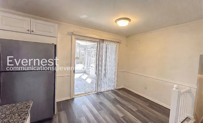 7701 W 95th Ter — Photo 6