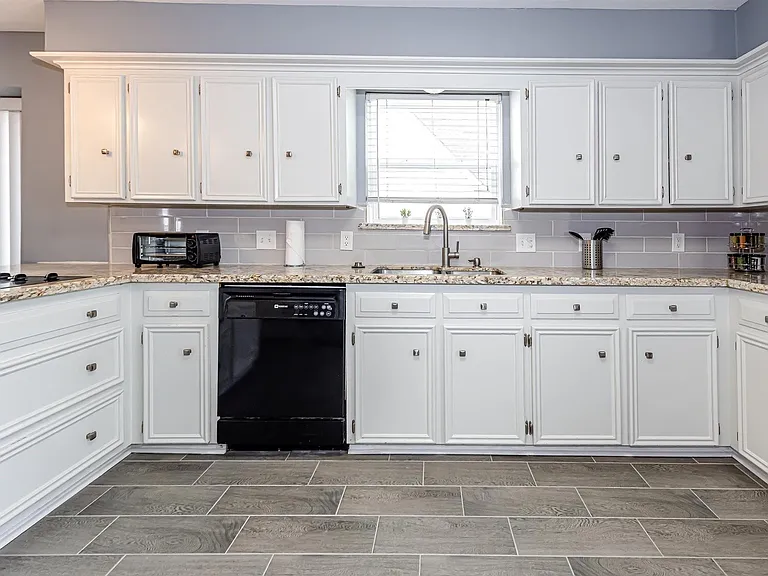 1807 Saddlecreek Dr — Photo 19