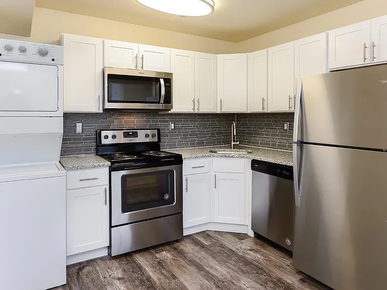 Lumberton Apartment Homes — Photo 1