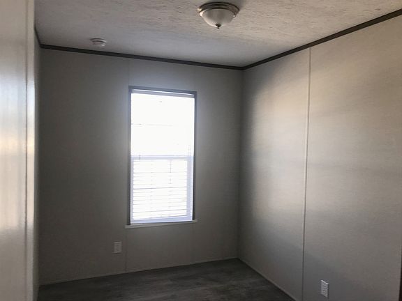 3rd image of 7321 Clark St