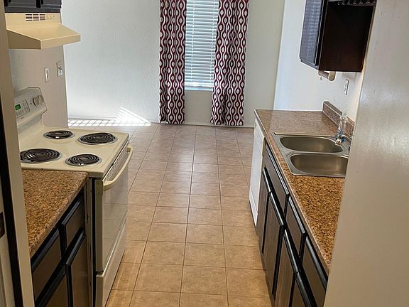 Kitchen entry from the garage
