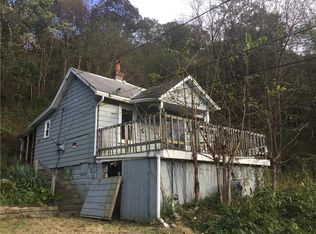 120 Gaydos Ln, Sewickley, PA 15143