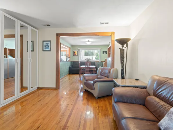 29 Ashwood Court image 8 of 25