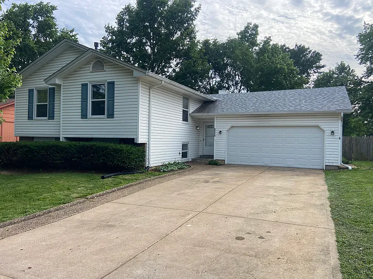 4214 Chisholm Trail Dr — Photo 1