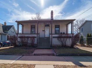 167 Cherry St, Elgin, IL 60120