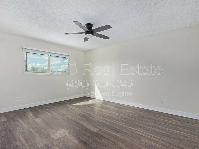 4414 S Newberry Rd — Photo 11
