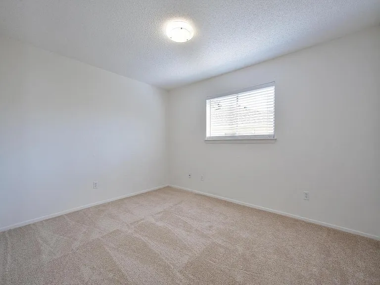 3805 Tattershall Ln — Photo 12