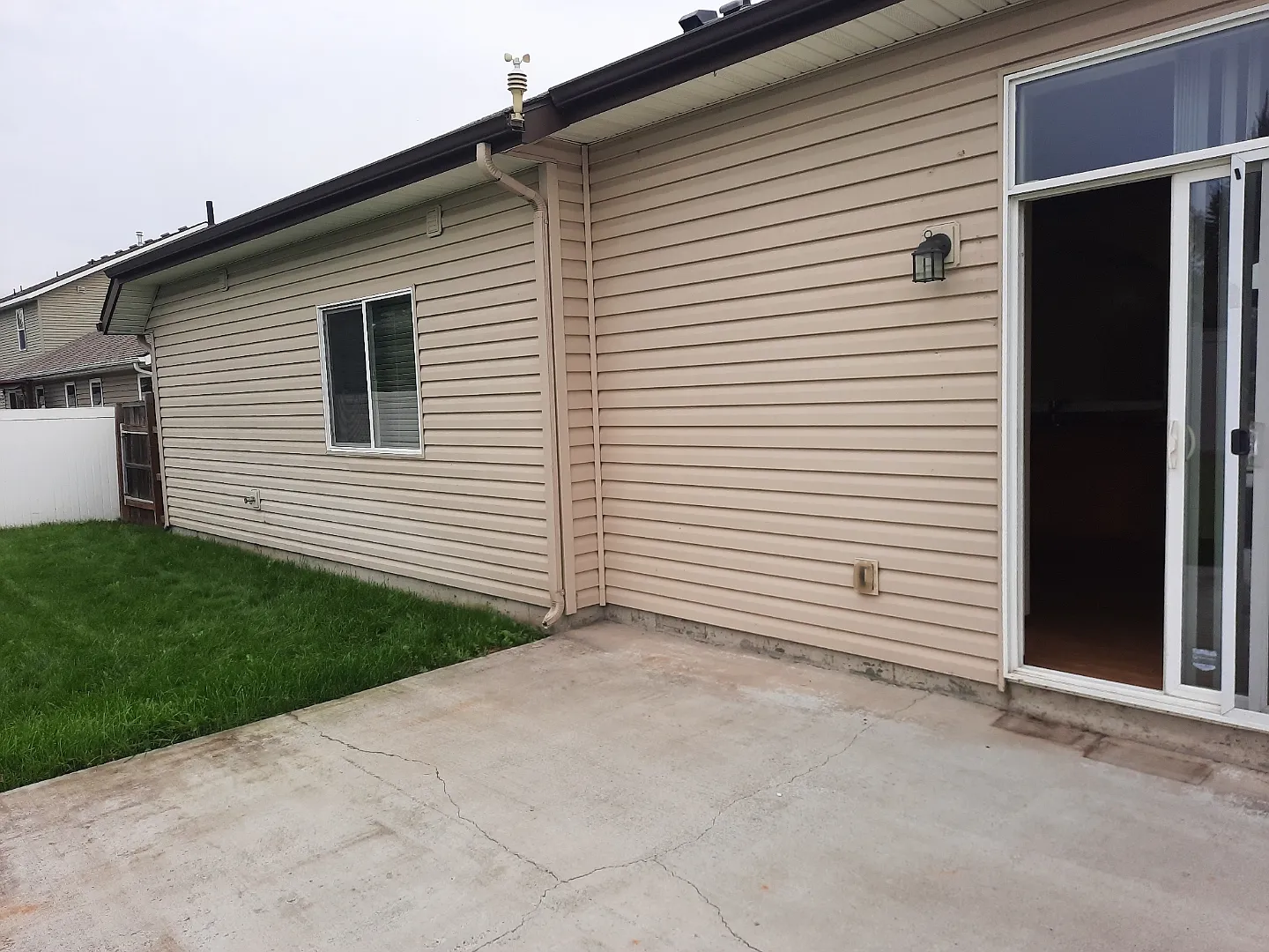 3 bed, 1378 sqft, $2,225 — Photo 4