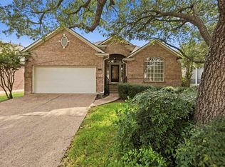 10045 Planters Woods Dr, Austin, TX 78730