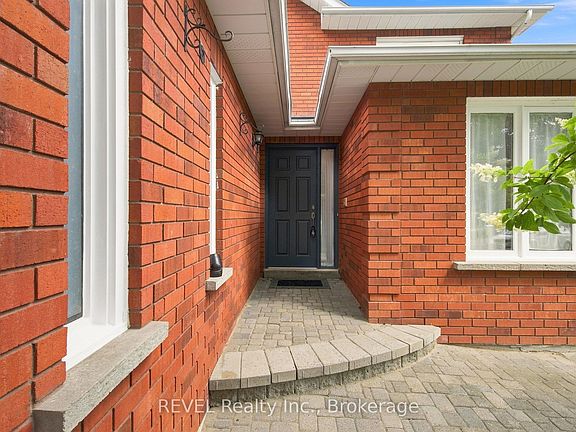 3rd image of 28 Falstaff Cres