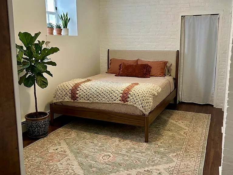 13 Pratt St #1 — Photo 3