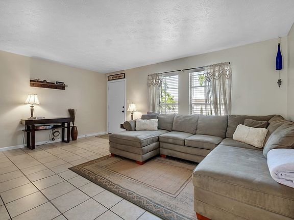 5th image of 2020 Continental Ave APT 127