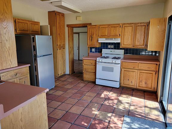 5th image of 1500 W Montana St