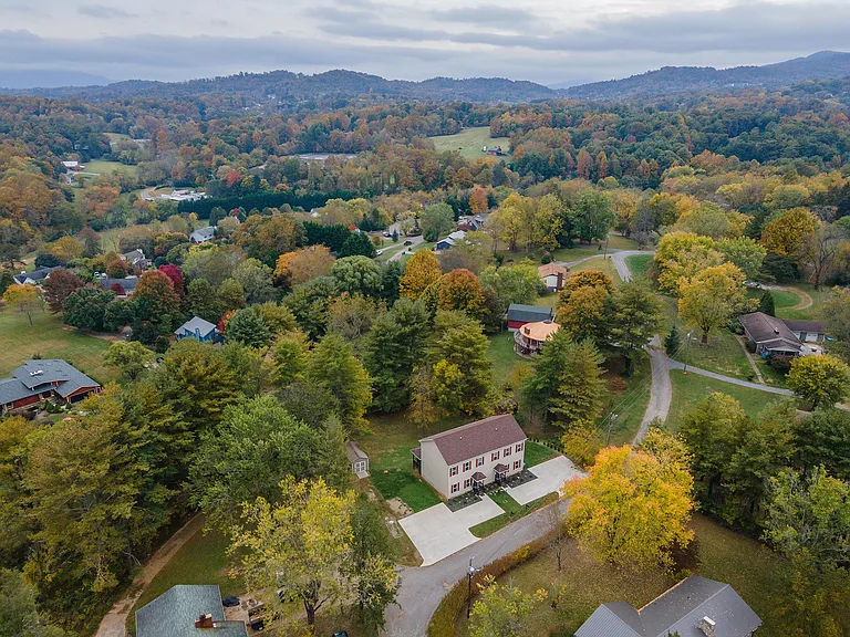 73 Panorama Dr — Photo 33