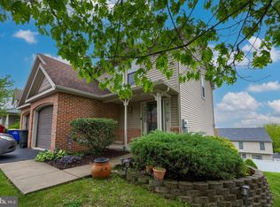104 Eagle Dr, Ephrata, PA
