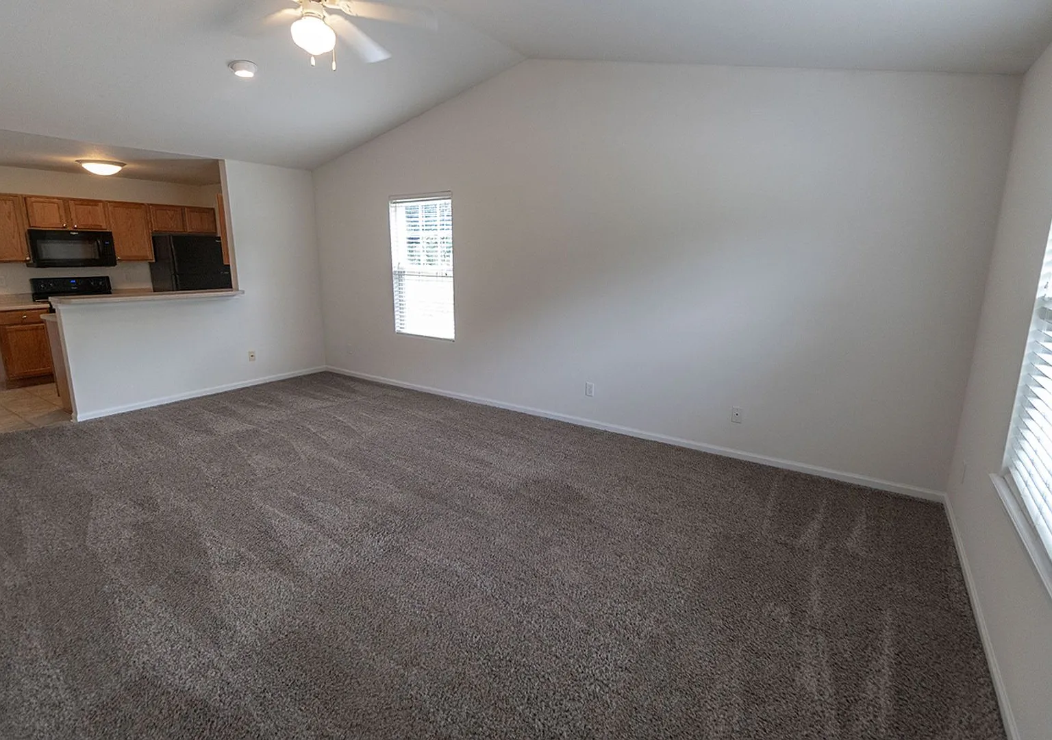 East Ridge Park Duplex — Photo 2