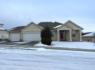 2668 Stonecreek Dr, Richland, WA 99354