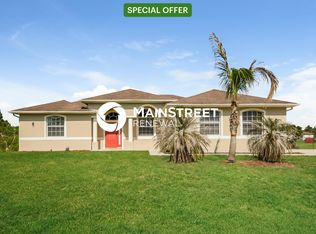 906 Cortez Ave, Lehigh Acres, FL 33972