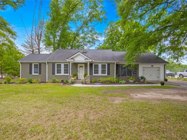 698 Pumpkintown Hwy, Pickens, SC 29671