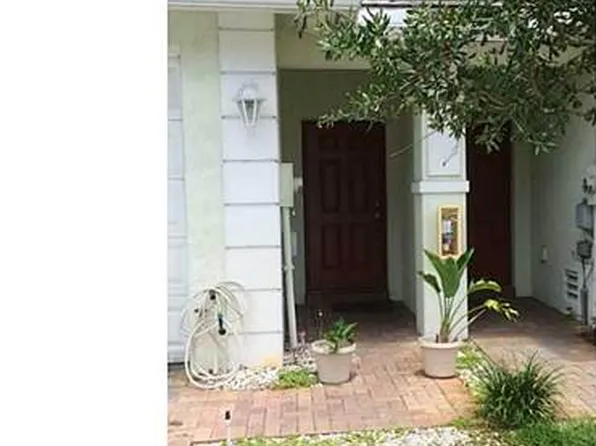 3022 NW 30th Way, Oakland Park, FL 33311