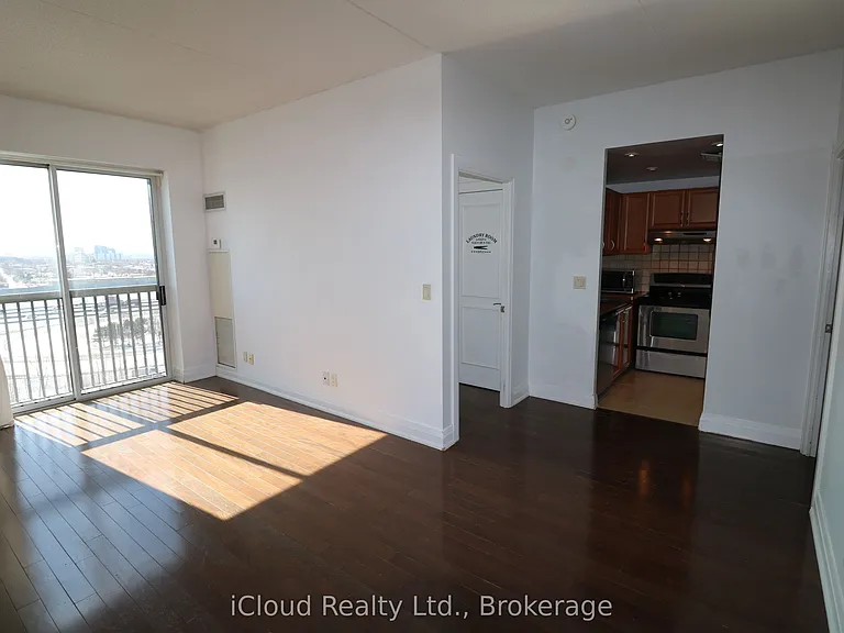 2737 Keele St #910 — Photo 1