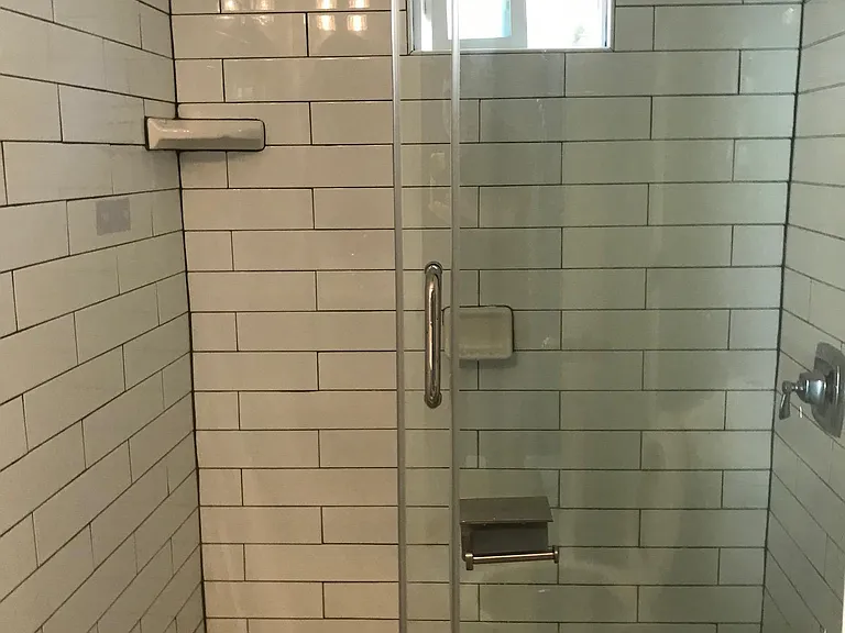 1042 S Rowan Ave #A — Photo 10