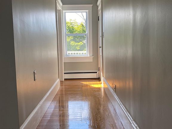 3rd image of 15 Huxley Ave