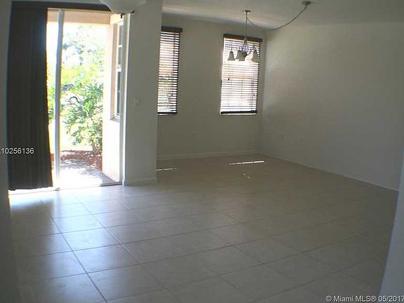 2nd image of 202 Las Brisas Cir #0