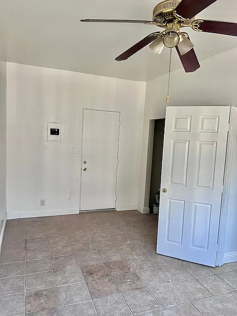 Studio, 550 sqft, $1,450 — Photo 2