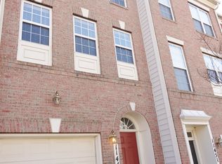 11449 Log Ridge Dr, Fairfax, VA 22030