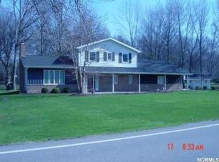 44410 Stang Rd, Elyria, OH 44035