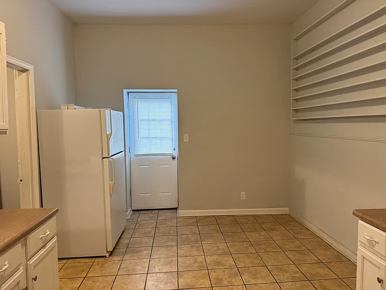 4119 S Compton Ave #1A — Photo 2