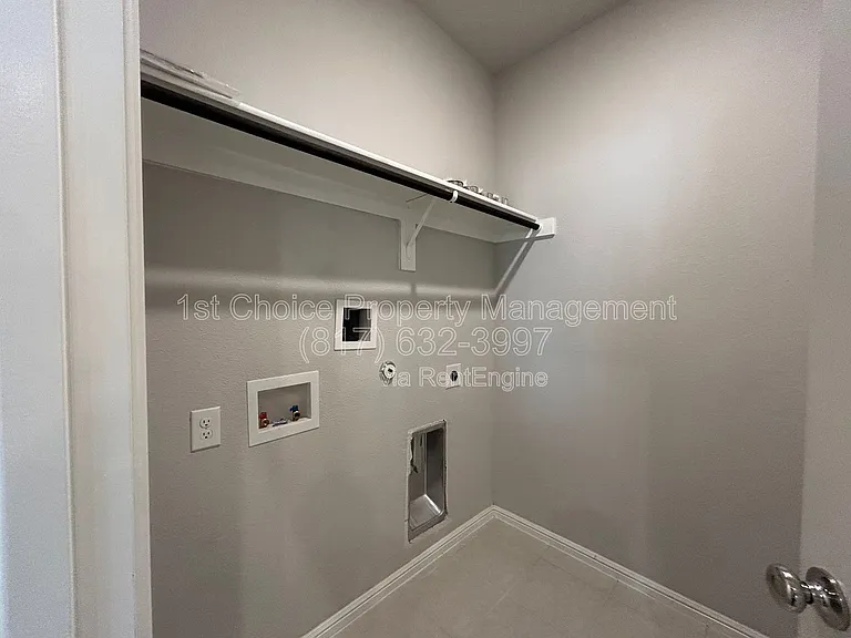 8941 Lantana Meadow Dr — Photo 19