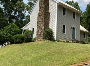35 Acorn Hl, Summerville, GA 30747