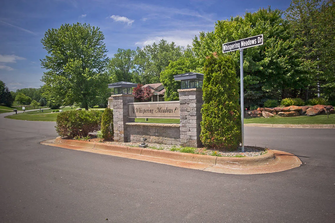 1009 Weber Ct photo 1